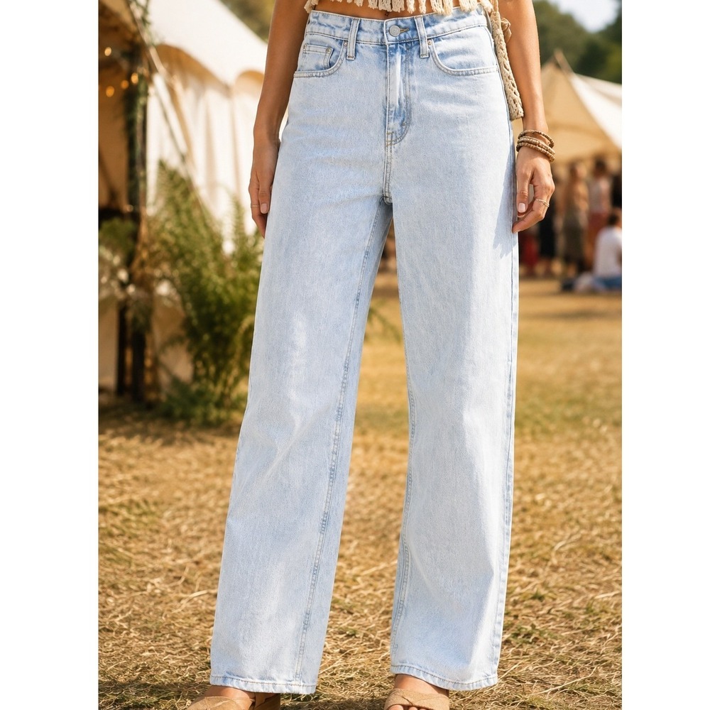 Wild Fable 90s Relaxed Straight Light Wash High Rise Jeans Size 00 Blue Denim